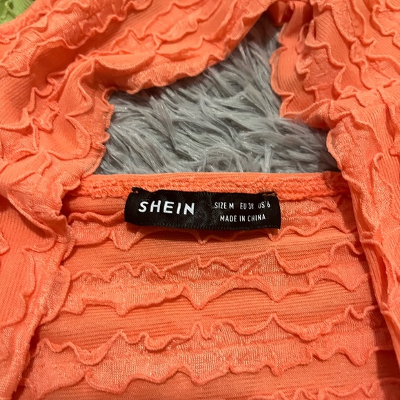 Color Block Halter Top - Picture 4 of 4